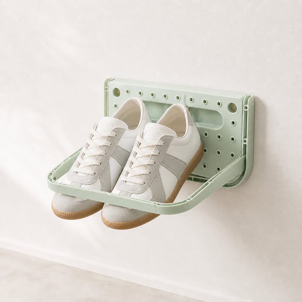 New Simple Foldable Wall-Mounted Shoe Rack